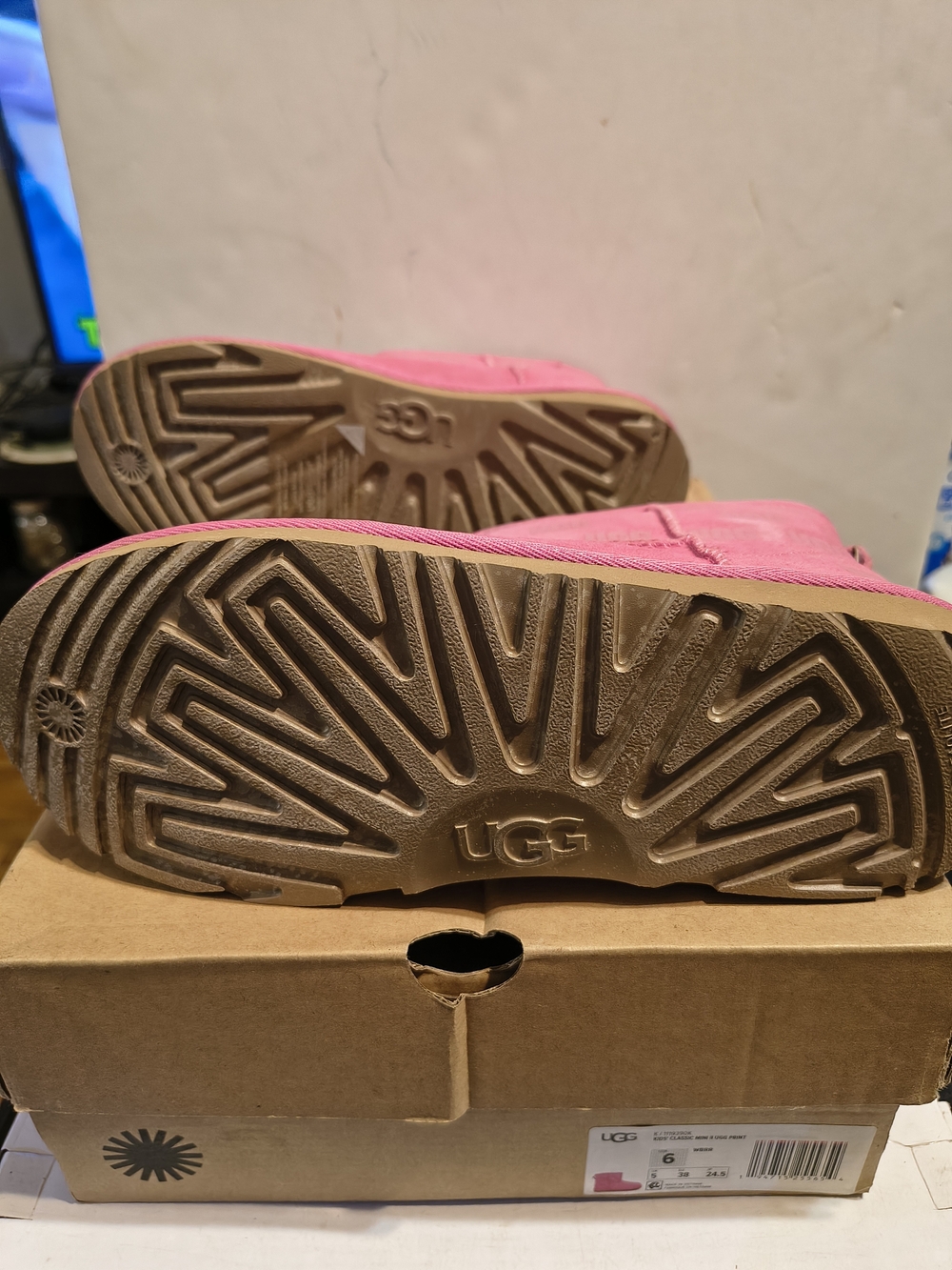 UGG Classic Short Boot - Pink Suede Women's Winter Boot - Picture 4 of 6